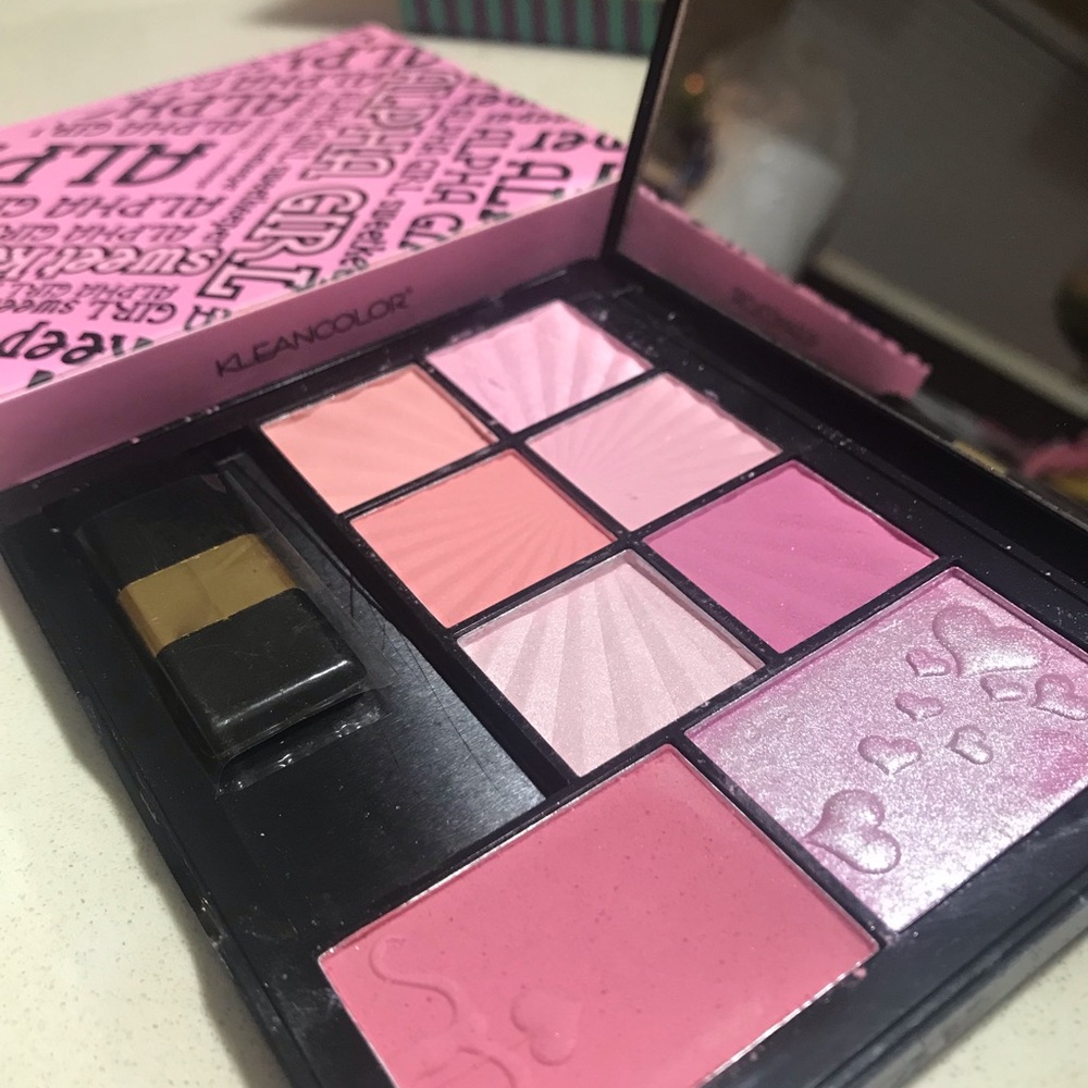 💖Alpha girl blush and bronzing kit💖